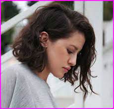 Pin On Short Curly Haircuts