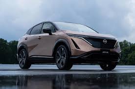 Explore interior and exterior design, tech and key features like range, charging, battery and more. Bold New Nissan Ariya Is Pivotal Electric Suv With 310 Mile Range Autocar