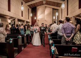Kaitlin And Troy S Wedding At Central Christian Church In Galveston Tx Texasweddingvenues Fabulouste Wedding Venue Locations Texas Weddings Wedding Venues