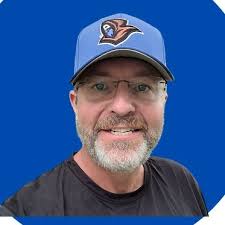 Dan Morin (@DanMorin207)