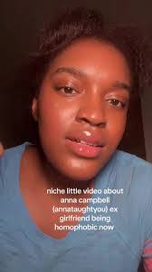 Anna Hand's Instagram, Twitter & Facebook