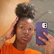 mini croissant grilled cheese + creamy tomato soup = the ultimate combo✨