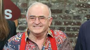 Hofmaier was champion gymnast in bavaria in 1961, he went on to win the upper palatinate championship six times. Pin Auf Hute