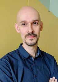 Novo zdravilo za cistično fibrozo: preboj, o katerem govorijo s solzami v  očeh