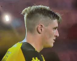 It's amazing how Bradley Cross performed yesterday man was dribbling taking  shots at goal, benched turned him into something else 👌😫✌️