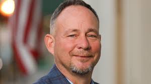 Alleged January 6 rioter facing federal charges now running for Texas office