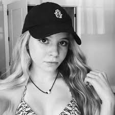 Katie Beavin (@beavinkatie)