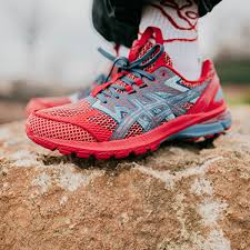 ASICS US4 S Gel Terrain' Sneakers - Red