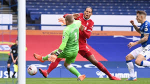 Liverpool denied by everton and var in wild merseyside derby draw. Everton Vs Liverpool Kenapa Pickford Tak Diusir Dan Gol Henderson Dianulir Kumparan Com