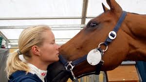 Malin baryard johnsson, norrköping, sweden. Malin Fransson Baryards Sagohast Ar Dod En Alskvard Diva Dn Se