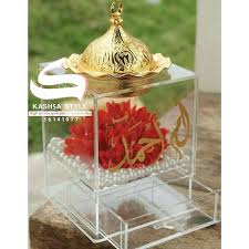 مبخر شفآف بالورد واللولو التصميم والاسم حسب طلبكم السعر 14 دينار Kash5a Style Kash5a Style يجهز الطل Acrylic Box Instagram Posts Acrylic Designs