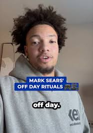 Mark Sears breaks down a typical off day for college hoopers 🎮🎥 @Allstate  #collegebasketball #gaming #fyp