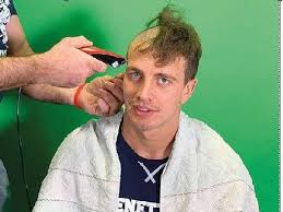 Categoria:rugbisti a 15 del benetton rugby treviso (it); Benetton Rugby Players Shave Heads In Support Of Nasi Manu Corriere It