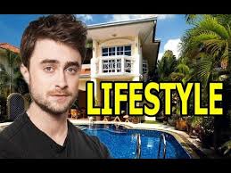 Daniel Radcliffe Lifestyle Girlfriend Spouse Net Worth House Car Height Weight Age Biography 2018 Youtube She is 5 years older than daniel but the age gape doesn't play any role for them. daniel radcliffe lifestyle girlfriend spouse net worth house car height weight age biography 2018