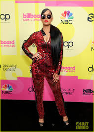 The label's releases are now distributed through motown and caroline, subsidiaries of the capitol music group. H E R Hits The Red Carpet With Dj Khaled Migos Ahead Of Their Bbmas Performance Photo 4559080 2021 Billboard Music Awards Billboard Music Awards Dj Khaled H E R Migos Offset Quavo Takeoff
