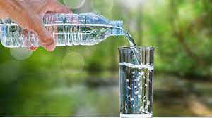 Yuk simak 8 tips menggemukkan badan yang sehat dan mudah berikut! Banyak Minum Apakah Ada Kalori Air Putih Yang Membuat Gemuk