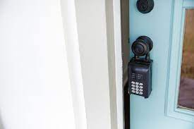 I tried to work if the doors locked auto out manually but then i figured out you have to lock the doors. What S Really Behind The Locked Door In Adopt Me What S Really Behind The Locked Door In Adopt Me Two No More Anonymous Sources Or Testimony From Trafficked Children