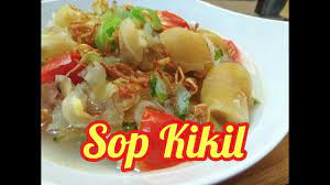 Meskipun resep sayur sop cukup banyak jika anda menggunakan daging sapi atau daging ayam, maka setelah di potong potong sesuai selera sebaiknya rebus dahulu hingga matang. Sop Kikil Bening Gurih Enaaakkk Youtube