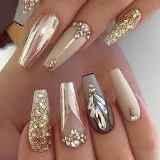 55 Stylish Nail Designs For New Year 2020 New Year S Equals Every Single Excuse To Go All Out E Gold Acrylic Nails Remove Acrylic Nails Gold Chrome Nails