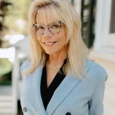 Ellen Patterson, Signature Premier Properties