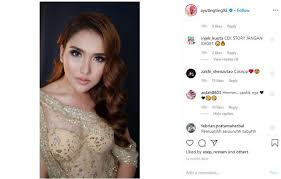 Coba celana dalam transparan dan bh transparan #celanadalamtransparan #bhtransparan yıl önce. Pakai Baju Transparan Hingga Dalaman Terlihat Tampilan Terbaru Ayu Ting Ting Sukses Tuai Pujian Netizen Semua Halaman Stylo