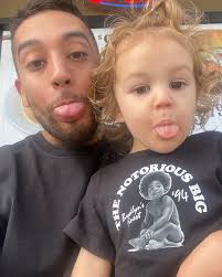 David Handy (@itsdavidhandy) • Instagram photos and videos