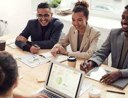 They're responsible for hiring and managing all branch employees the complete career guide to be a bank branch manager: Sales Manager Job Description