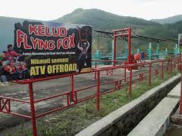 Harga tiket masuk kampung korea kediri, tempat wisata instagramable di jawa timur ini adalah sebesar rp 10.000 per orang. Wisata Gunung Kelud Kediri Jawa Timur Nan Menawan