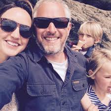 Hi has anyone got any space for my family of 5 , we are driving to the  pyrenees ,and would like a stop of enroute for 3/4 nights preferable with a  pool