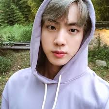 So to answer your question jin does not have a girlfriend. Jin Bts Bio Age Height Girlfriend Net Worth Facts Starsgab