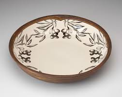 Laura Zindel Design Small Pasta Bowl Olive 350 00 Http Www Laurazindel Com Small Pasta Bowl Olive Bowl Clay Pottery Clay Bowl