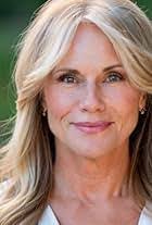 Beth Chamberlain's Instagram, Twitter & Facebook