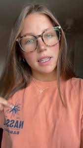 ava wilkins (@aavawilkins)