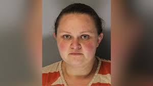 Woman charged for concealing 4-year-old's body in trunk of car, officials  say INFO:  kwtx.com/2025/10/31/woman-charged-concealing-4-year-olds-body-trunk-car-officials-say/