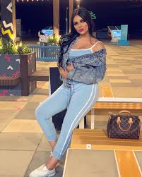 model chayma allam شيماء علام on instagram لبسي اليوم من شي ان shein ar رقمه 773977 لا تنسو تستخدمو كود الخصم عش latest fashion trends fashion my style