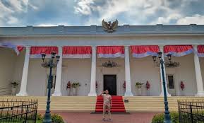 Istana negara is one of the six presidential palaces of indonesia. 10 Gambar Istana Merdeka Jakarta Indonesia Sejarah Misteri Angker Alamat Letak Denah Lokasi Jejakpiknik Com