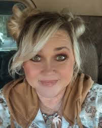 Tammy Schram's Instagram, Twitter & Facebook