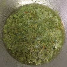 Sambal hijau diperbuat daripada chili yang sudah tua, tapi masih bewarna hijau. Resepi Sambal Lada Hijau Ikan Bilis