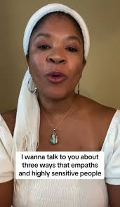 Danielle Hatchell ✨High Vibing Empath Community