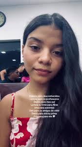 Debra Lafavre Professora Mariah