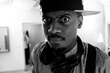 Et la ravissante maman de milan et sasha n'en est pas à son coup d'essai côté chanson française. Black M Wikipedia