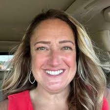 Sarah Cleland's Instagram, Twitter & Facebook