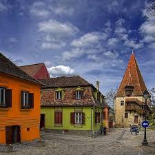 Predeal, azuga, busteni, poiana tapului, sinaia. Bine Ati Venit In Sighisoara Cetatea Muresului Atestata Documentar Inca Din 1280 Urbea Breselelor De Mestesu Sighisoara Medieval Houses Europe Travel Places