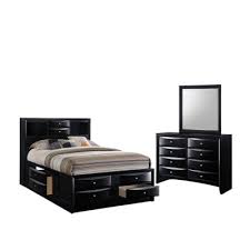 Whether you prefer a wooden sleigh bed or a platform bed, a metal canopy bed or a bed with a tufted custom upholstered headboard we have the perfect king or queen sized bed that you'll want to kick off your shoes and sink into after a long day. Bedroom Furniture On Sale Now American Freight