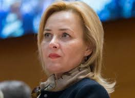 O categorie cheie este afectată, în mod direct, de deciziile senatorilor. PrecizÄƒri De La Ministrul De Interne Carmen Dan Despre ModificÄƒri La Legea Pensiilor Militare Alba24