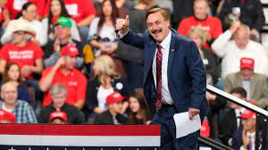 Mypillow ceo mike lindell is trying to launch a social media site, and it's already resulted in a legal threat. How Mike Lindell The Mypillow Guy Became A Midterm Messenger Cnn