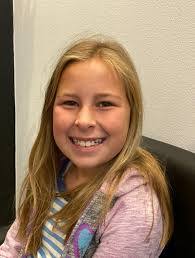 Emily Probst's Instagram, Twitter & Facebook