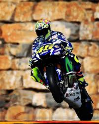 5 039 Vind Ik Leuks 6 Reacties Valentino Rossi Valeyellow46br Op Instagram Comecar O Dia Ace Vr46 Valentino Rossi Valentino Rossi Valentino Rossi 46