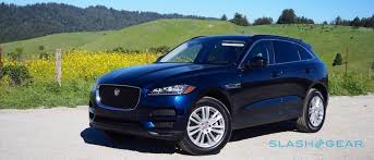 It looks great on the outside and is very spacious on the inside, but has it got what it takes to c. 2017 Jaguar F Pace 35t Prestige Review A Crossover With Claws Slashgear