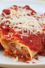 Italian Beef And Cheese Manicotti Dinner Recipe With Onion Ground Beef Ricotta Cheese Mozzarella Cheese Parmesan Manicotti Recipe Manicotti Baked Manicotti